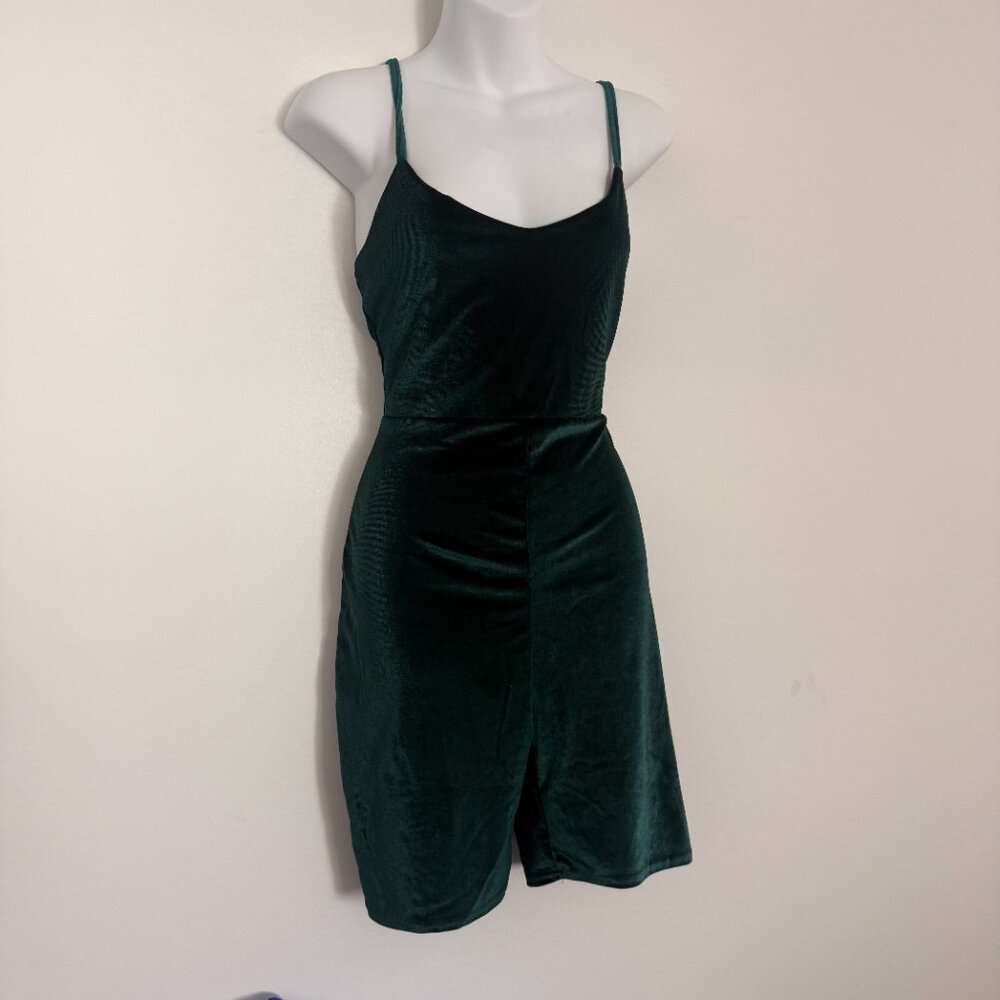 PrettyLittleThing Hunter Green Velvet Romper | Size 6 - Picture 4 of 11